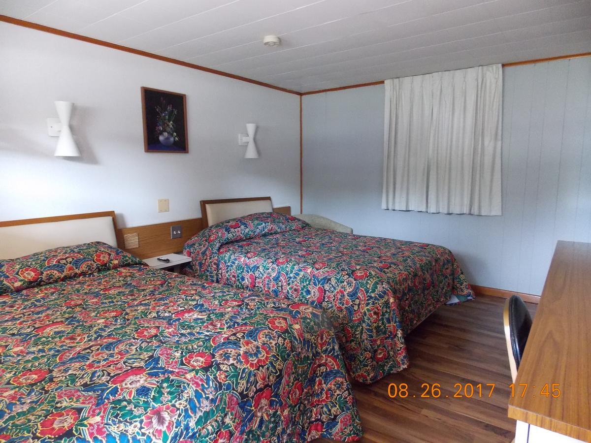 Melody Motor Lodge Connellsville Luaran gambar